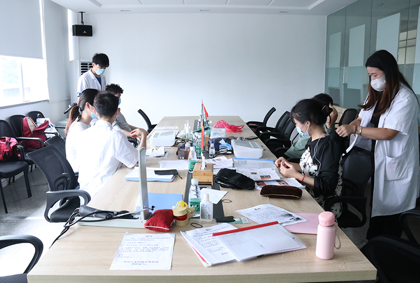 關愛(ài)自(zì)“脊”，留“柱”健康 | 【茏騰學院】2023年(nián)第4期